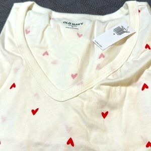 VALENTINES T shirt . Old navy
Size M